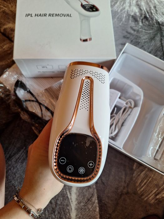 IPL epilator pentru epilare definitivă