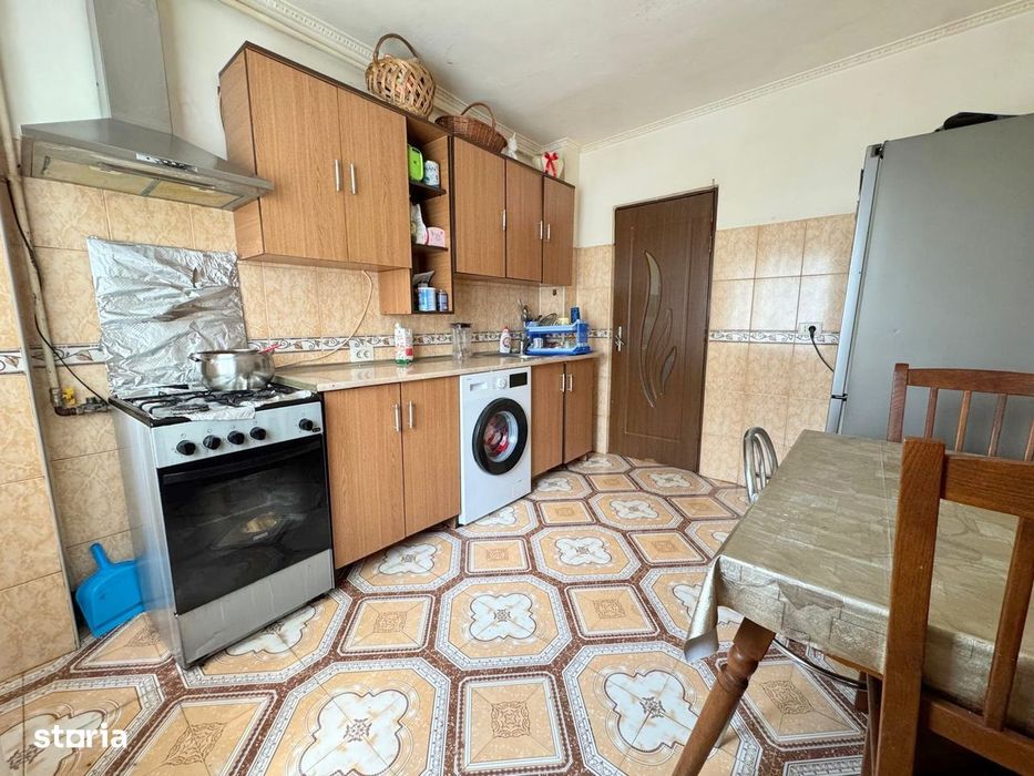 Apartament 2 camere decomandat – Strada Republicii |Etaj 3/4 | MOBILAT