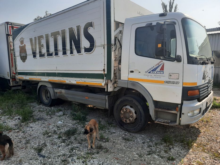 Vind camion Mercedes 15 tone