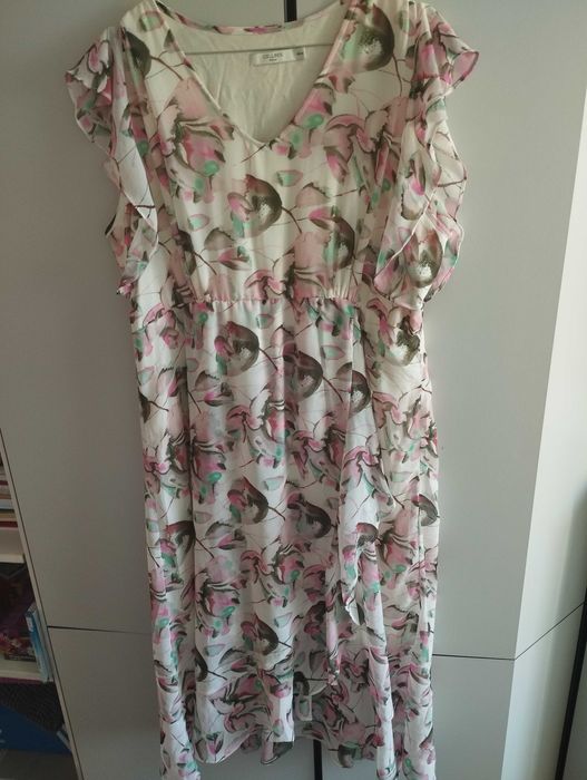 Две сладки рокли р-р L -XL.
