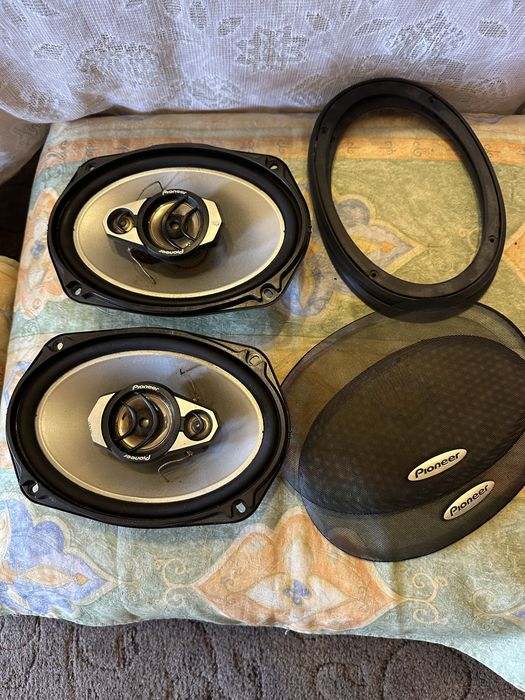 Елипси Pioneer..