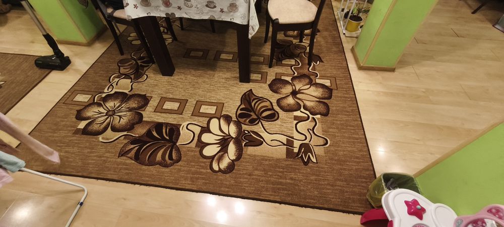 Мокетени килими 240 х 310см