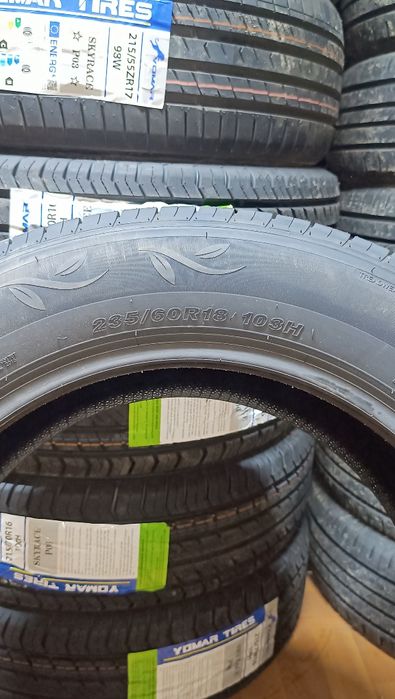 235/60R18   GOLDEN  CROWN
