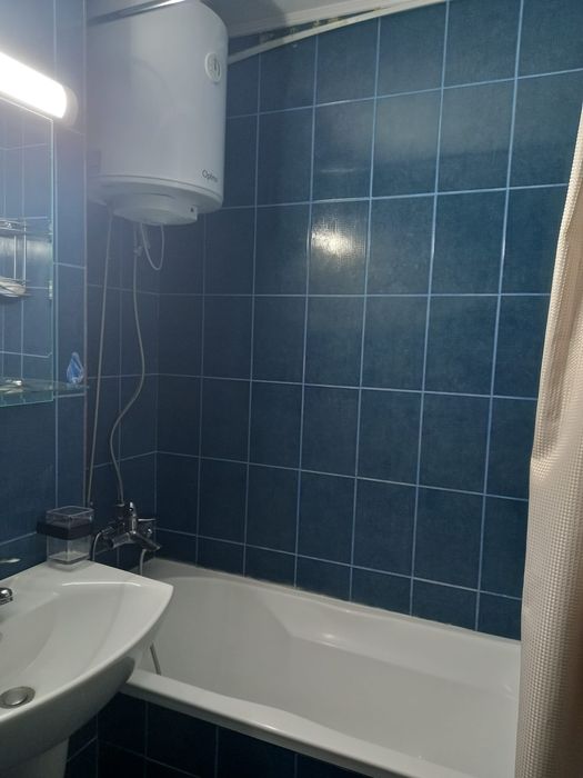 Inchiriez apartament