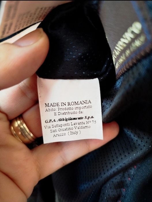 Sacou Gentlemen's Corner