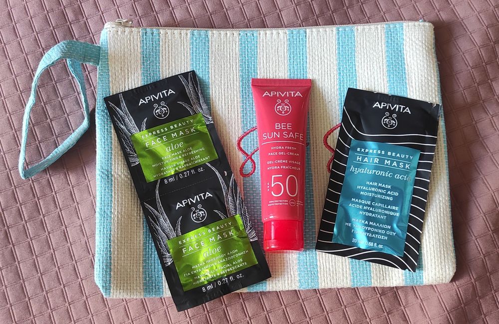 Apivita Bee Sun Safe Лек слънцезащитен гел за лице SPF50