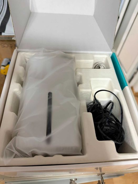Router 5G TP-Link NX510v AX3000 Wi-Fi 6 cu slot Nano SIM