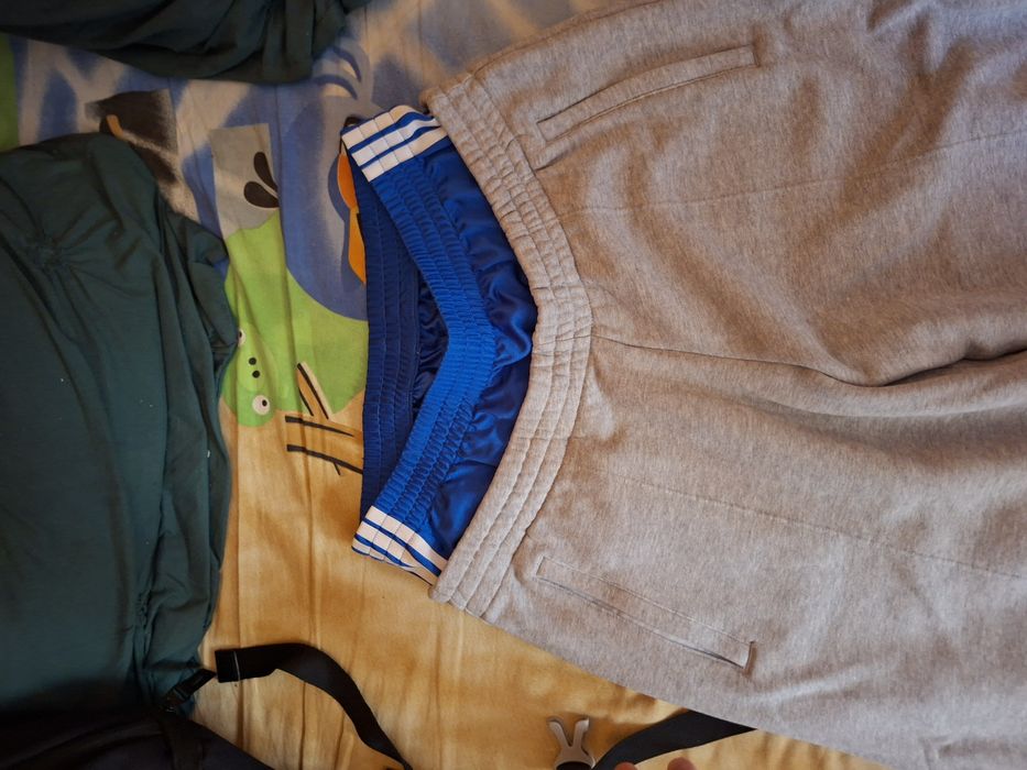 pantaloni baggy adidas
