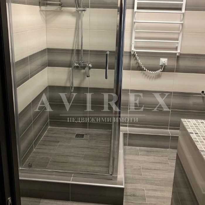 Дава се под наем Едностаен апартамент в Пловдив, Център - 36 кв.м за 153 € - Снимка #2