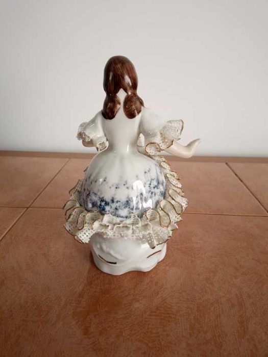 Figurină porțelan dantelat (Lace Porcelain) - Arpo Curtea de Argeș