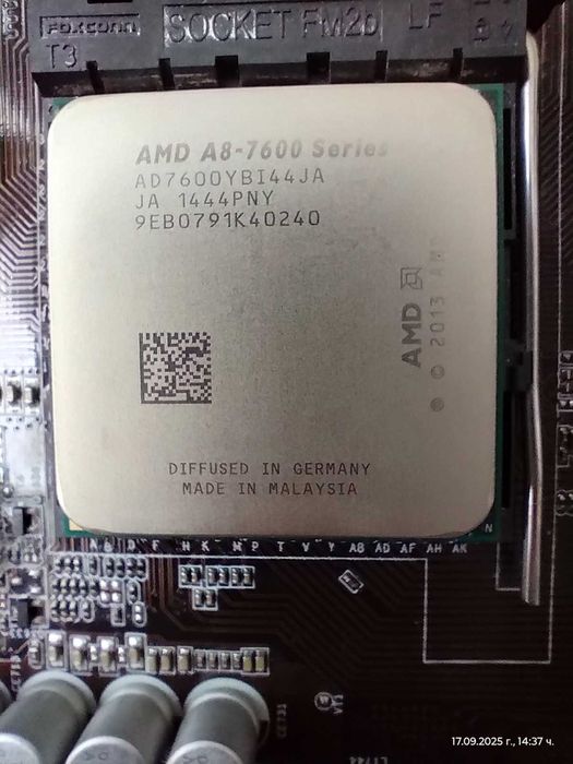 Продавам комплект дънна платка ASRock FM2A88M Pro3+ CPU+RAM+FAN