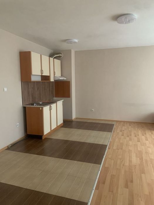 Дава се под наем Двустаен апартамент в София, Редута - 60 кв.м за 547.23 € - Снимка #1