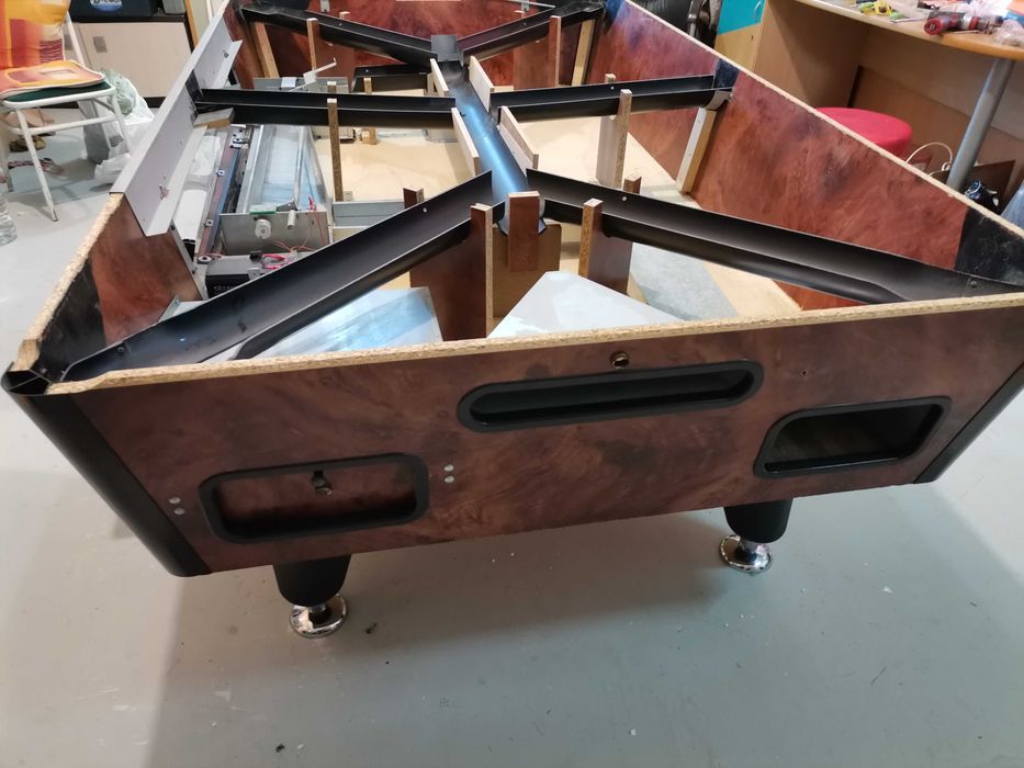 Билярд с жетони 8 фута Лонгони