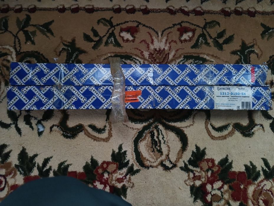 Продам запчасти на мерс w203