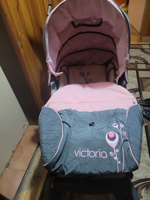 Зимна и лятна количка за бебета