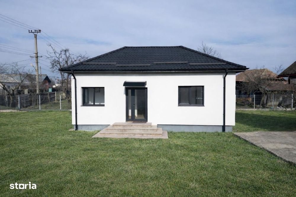 Casă renovată + teren 3.242 mp, livadă și utilități – Danicei - Valcea