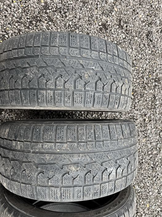 Продам зима шины R20