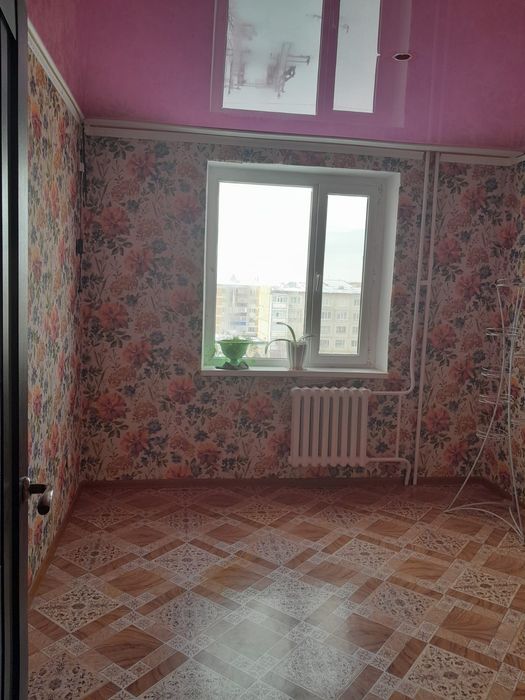 Продам квартиру 3-х комнатную