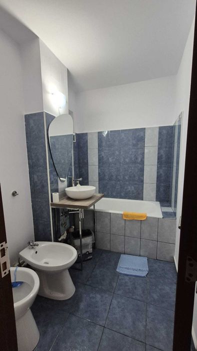 Apartament 2 camere decomandate de închiriat – Tomis Nord
