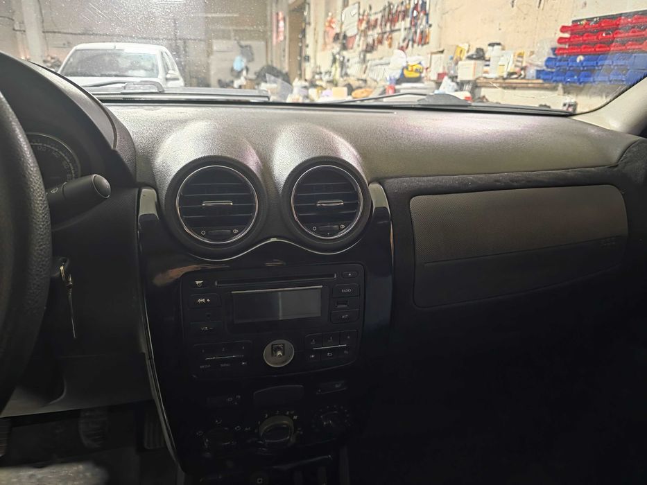 Bord logan cu mp3 Logan 2 +panouri uși duster