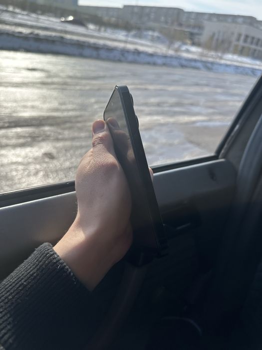 Продам iPhone 14pro (Айфон 14про)