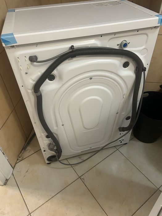 Стиральная машинка HOFFMANN