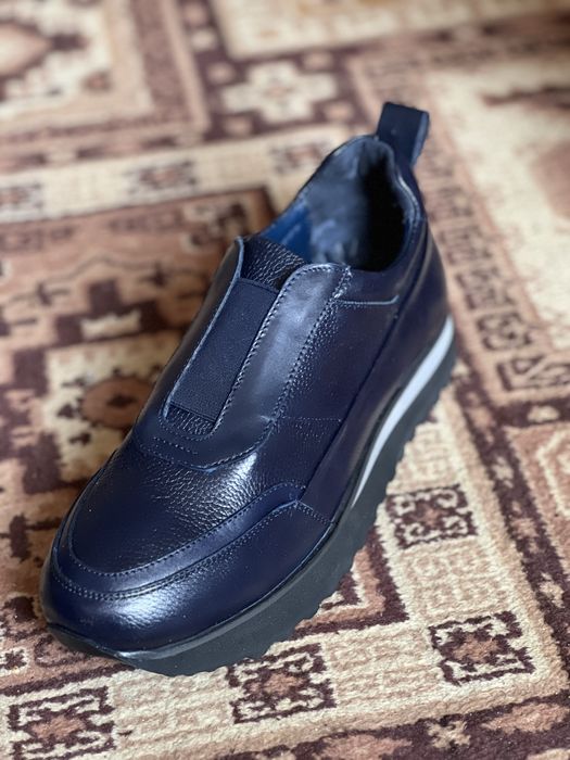 Yangi Maestro krossovkalari — Juda yengil va yumshoq / 40 razmer