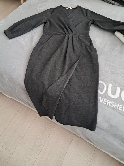 Продам платье женское