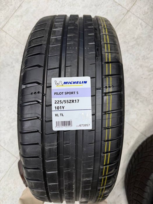 Shina Balon Michelin Мишлен 225/55 R17 CrossClimate 2