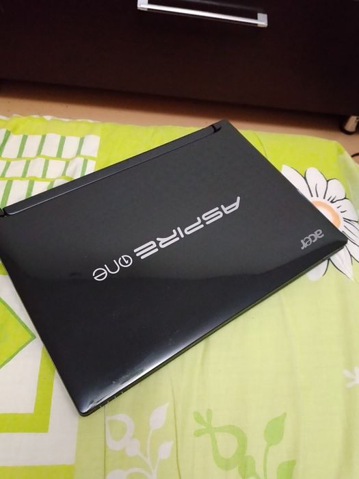 Нетбук в отличном состоянии продаю