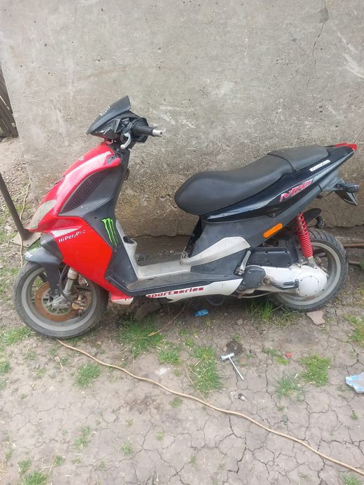 VÂND scuter piaggio nrg,2t,80cc,fără acte (defect)