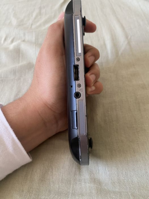 Ps vita в отличном состоянии