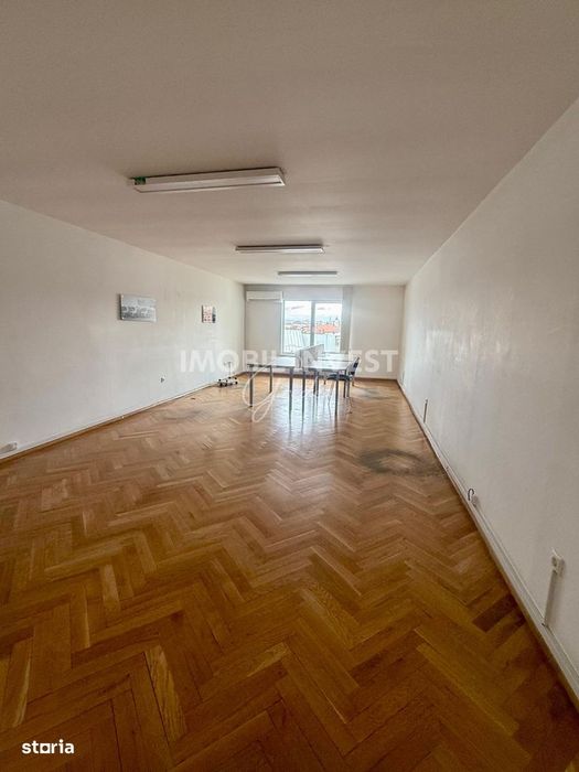 Spatiu comercial de inchiriat, centru, compartimentare eficienta