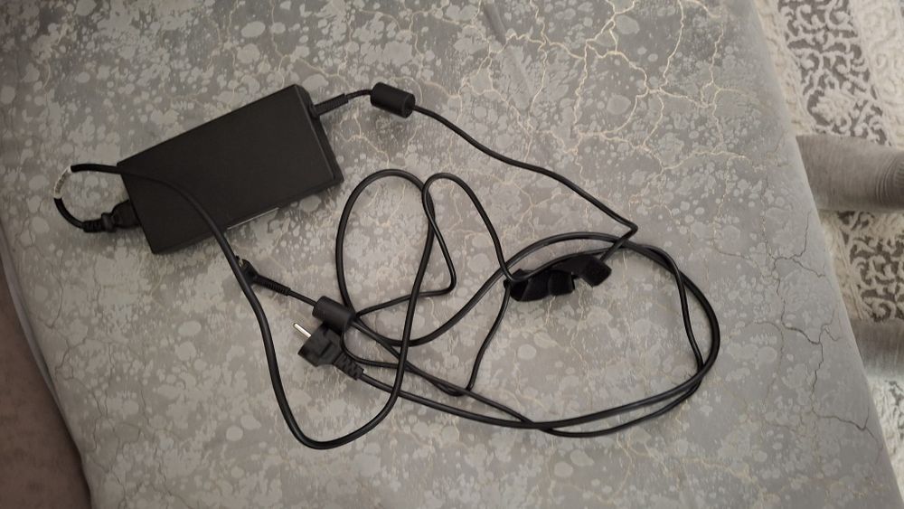 Продаётся ноутбук