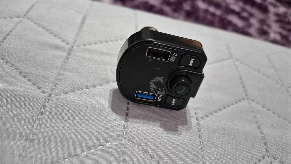Modulator FM masina, apeluri hands-free, incarcare USB 3.1A