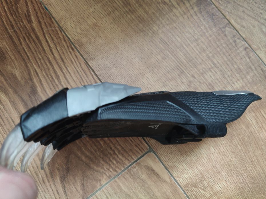 Интерактивная игрушка,перчатка черной пантеры Марвел