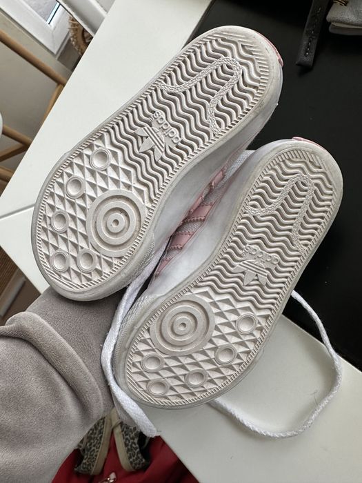 Детски кецове Adidas номер 22 , 12.5 cm