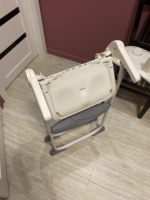 Стульчик для кормления не дорого.