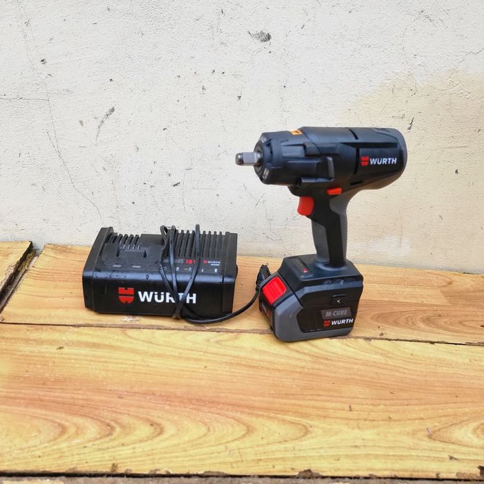 Mașină de insurubat cu impact  Wurth ASS 18 1/2 COMPACT