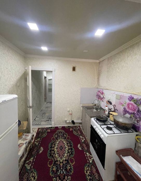 Срочно 2х 3микрарайоне сдаётся стиральная машинка диван есть новый