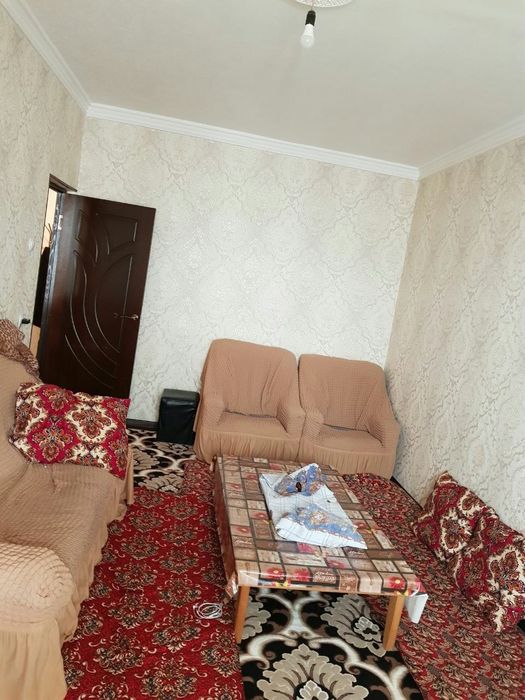Продаеться 2 х ком кв 8 м.р (чинара)