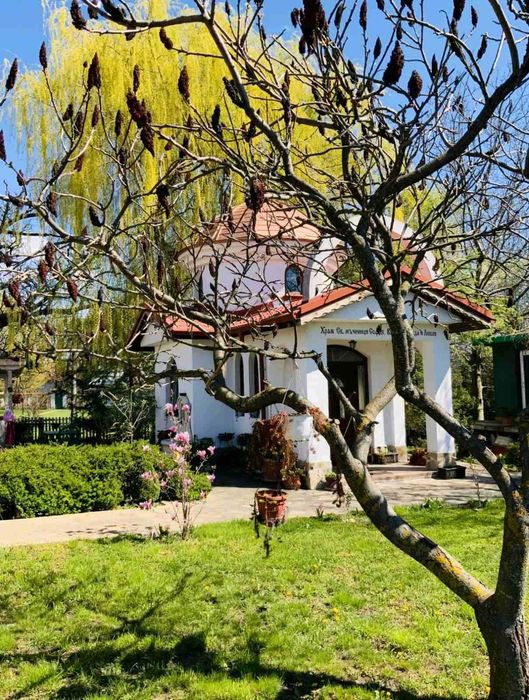 Инвестиционен комплекс с къщи за гости, заведение и УПИ-та в гр. Казанлък | SDN Estates LTD