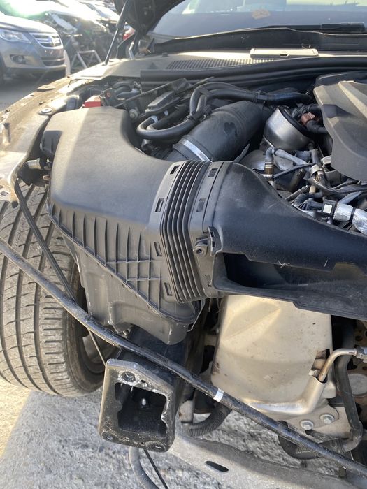 Carcasă filtru  aer Audi A6 C7 2.0 tdi 190 cp