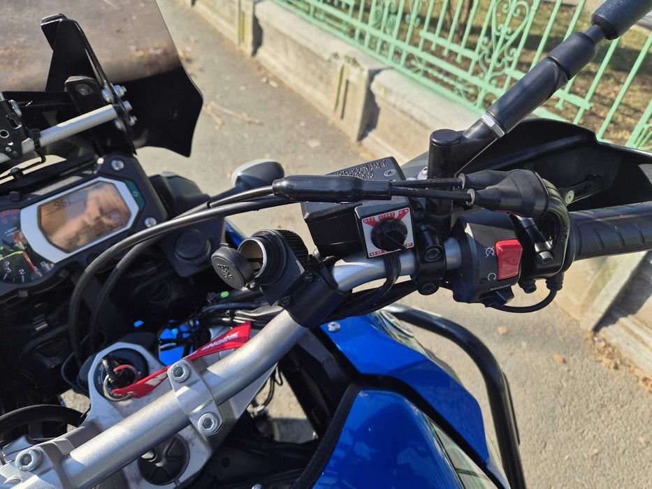 Yamaha XTZ 1200 Super Tenere An fabr 2011