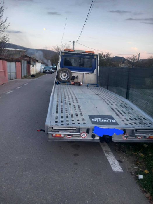 vand autoplatforma iveco dailly 2005 motor de Spania 3.0 170 cai