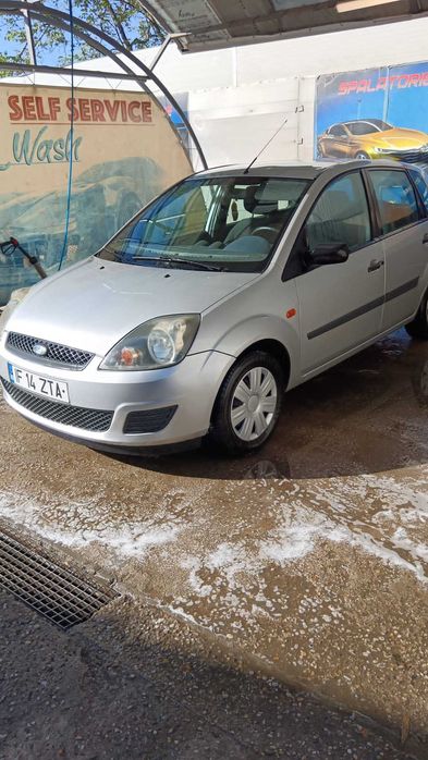 Ford Fiesta 2007 - 214000 km - consum foarte redus