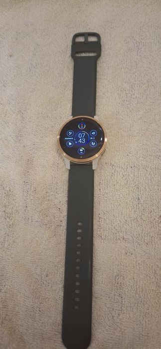 Спортивные часы Garmin Venu 2s