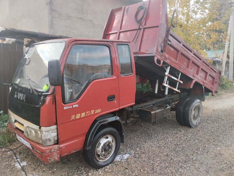 Продам отличный самосвал