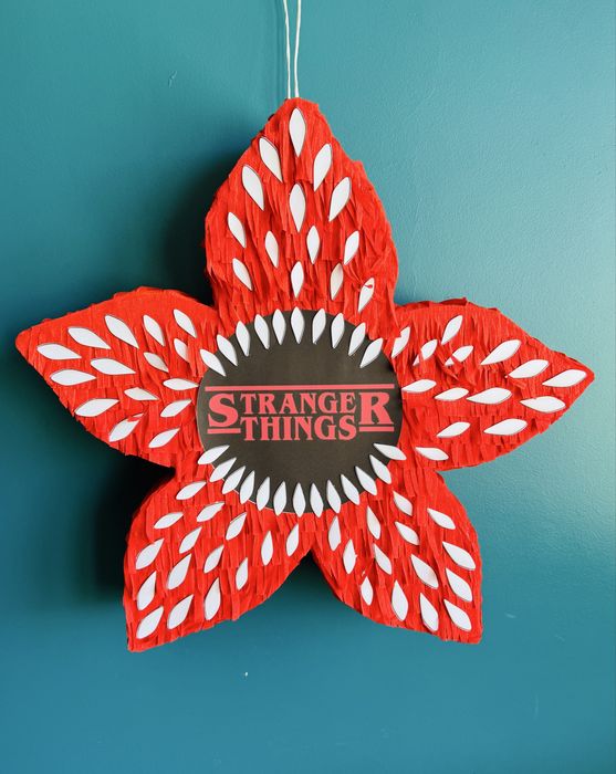 Stranger things пинята