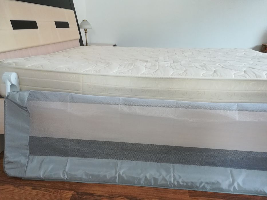 Защитные бортики (барьеры) для кровати